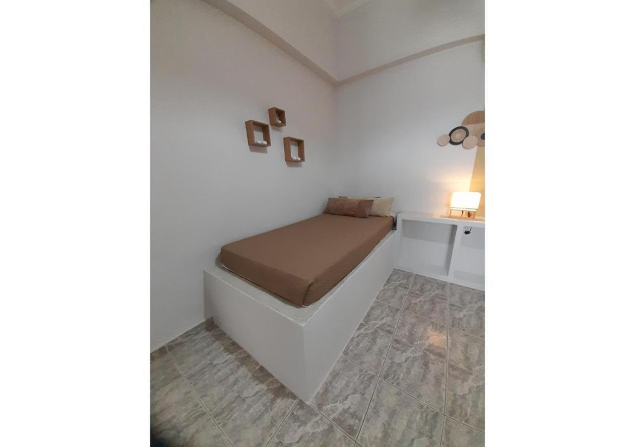 Overhill Apartments Adamas Ngoại thất bức ảnh