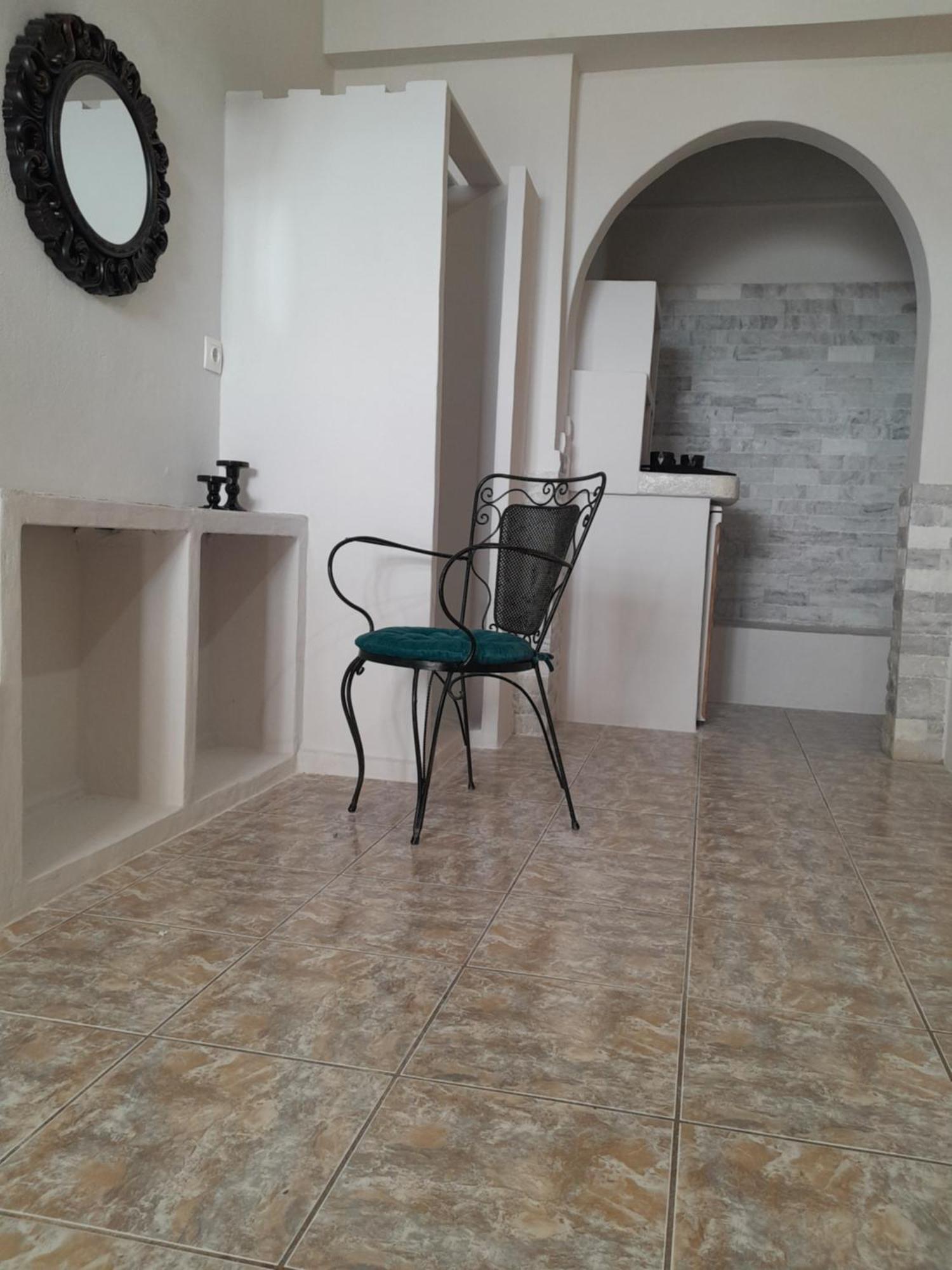 Overhill Apartments Adamas Ngoại thất bức ảnh